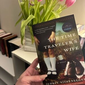 The Time Traveler's Wife by Audrey Niffenegger - Black Cover
